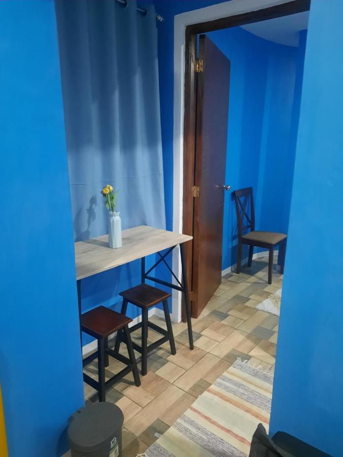 Bluenest Apartment Манила Экстерьер фото